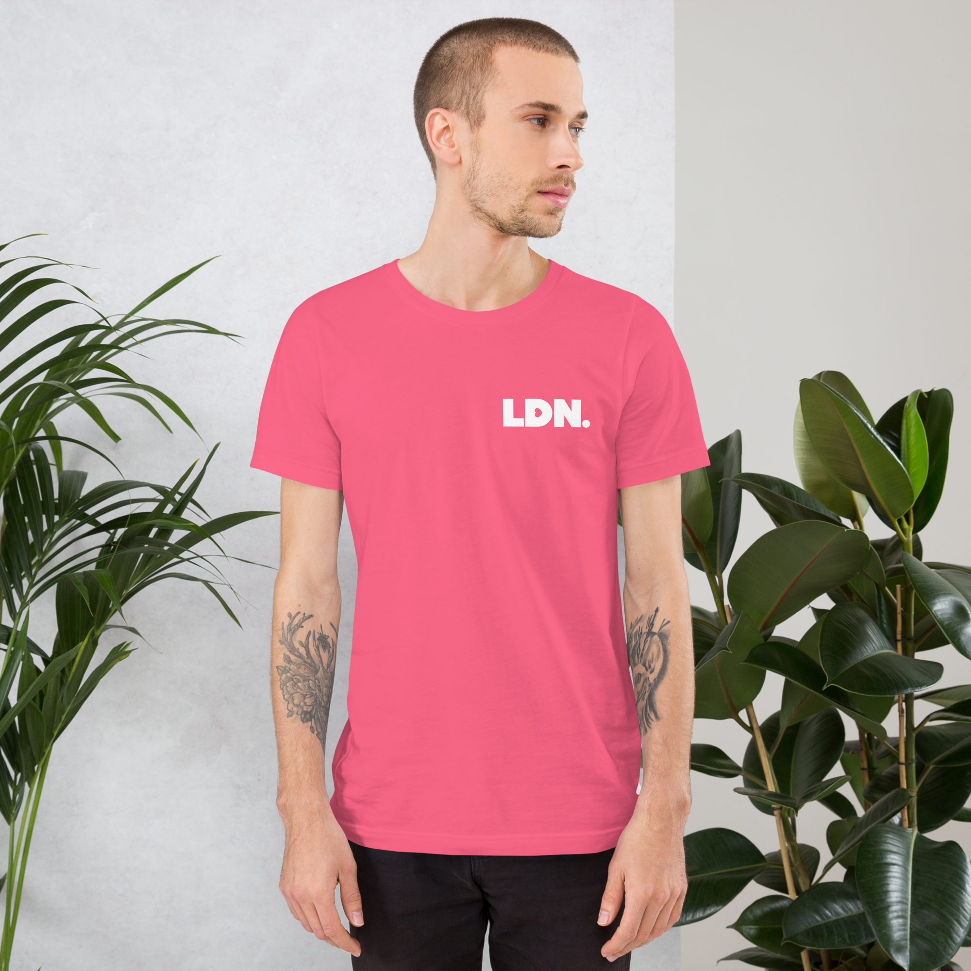 LDN. Unisex t-shirt - Minimal Front Print